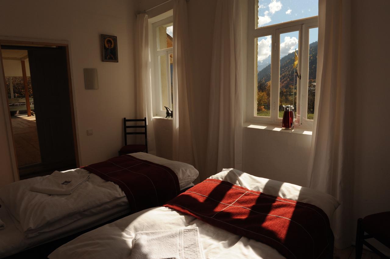 Grand Hotel Ushba Mazeri Номер фото