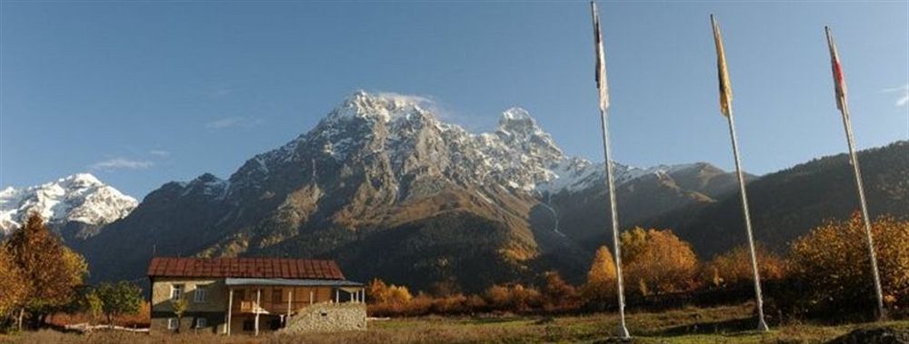 Grand Hotel Ushba Mazeri Екстер'єр фото